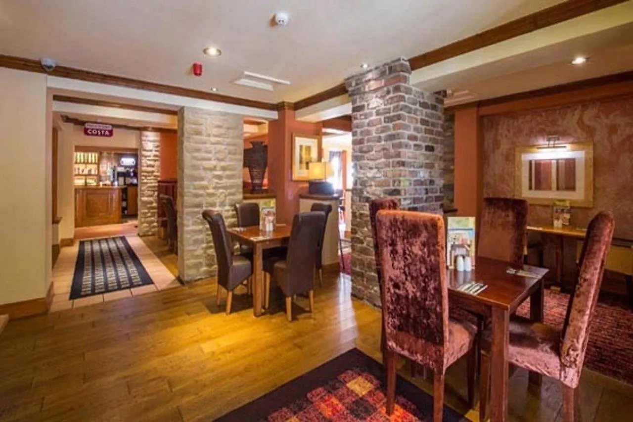 Premier Inn Bournemouth East Hotel